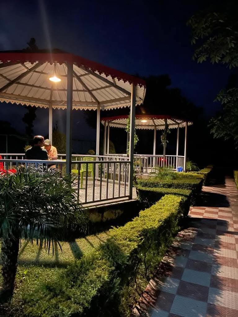 Hidden Nature Resort Ντεχραντούν Εξωτερικό φωτογραφία